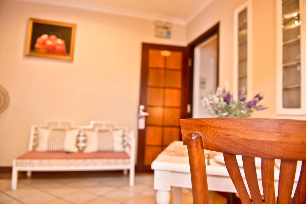 Cam Ly Boutique Apartment & Hotel Ho Chi Minh-stad Buitenkant foto