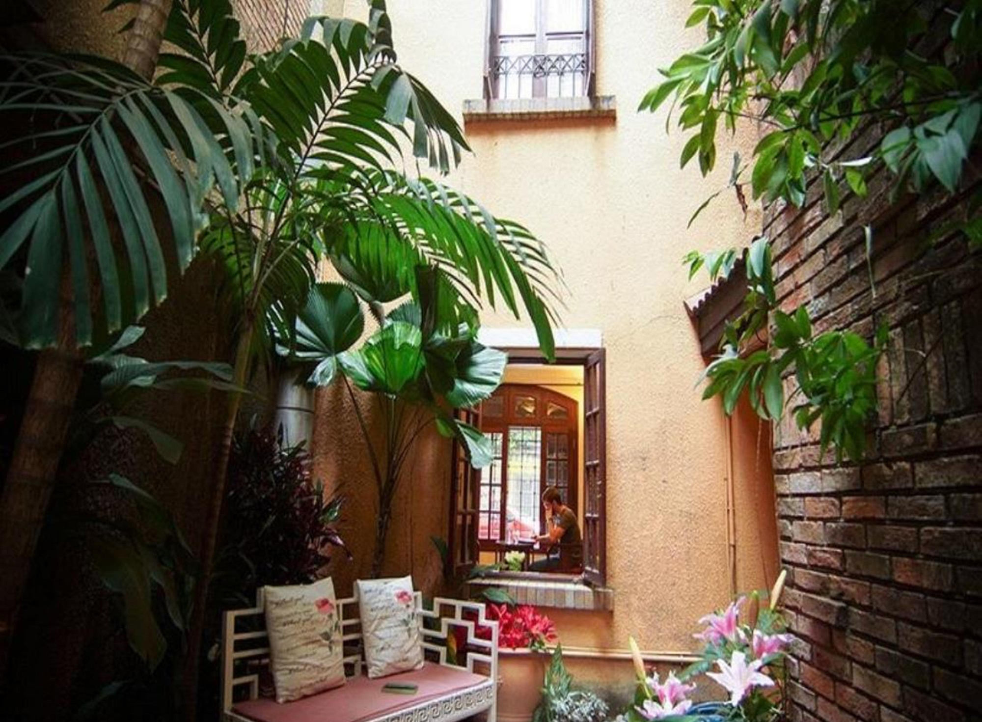 Cam Ly Boutique Apartment & Hotel Ho Chi Minh-stad Buitenkant foto